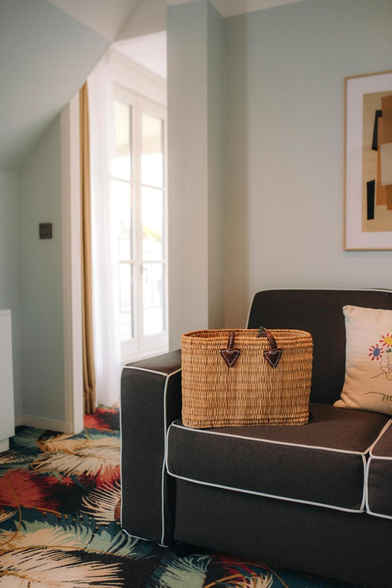 Hotel Eiffel Blomet Париж Экстерьер фото
