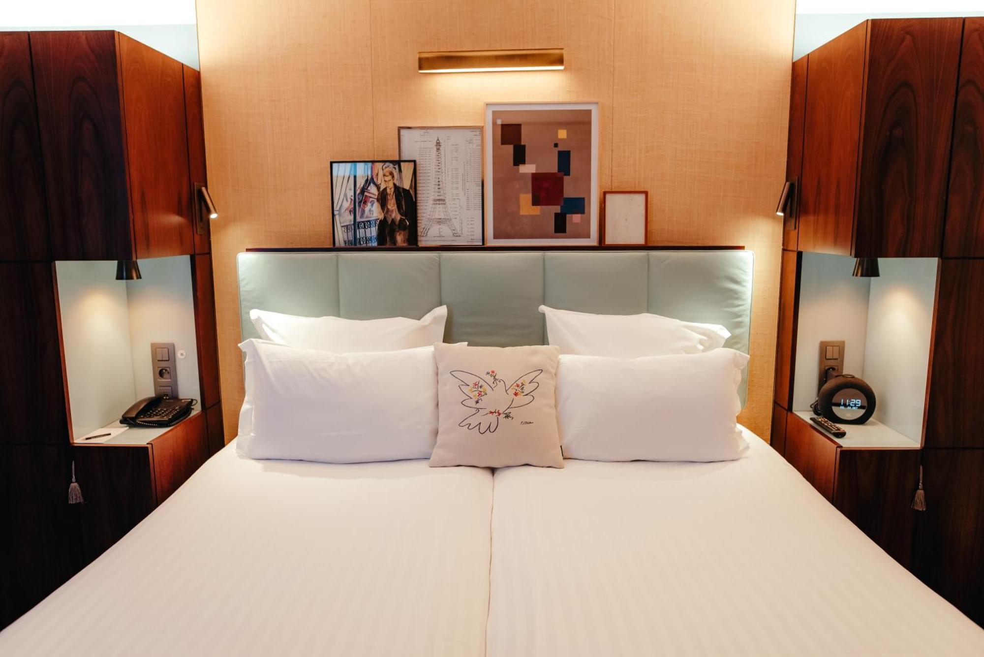 Hotel Eiffel Blomet Париж Экстерьер фото